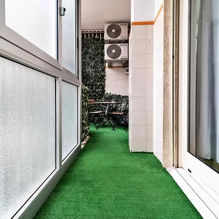 Dante 138 Class & * בארי